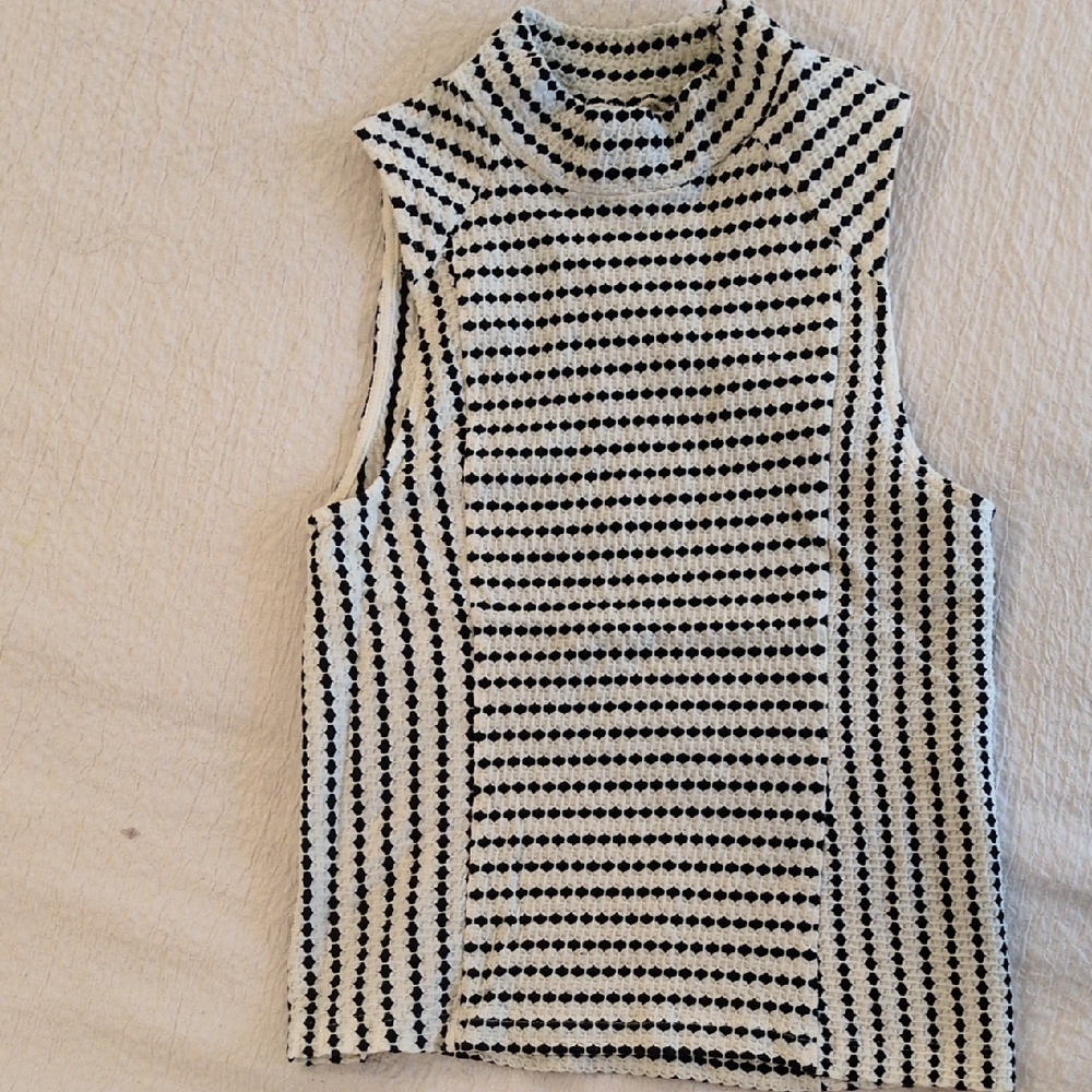Maeve By Anthropologie Black and White Sleeveless Knit Top Size Small